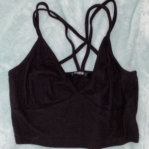 Black crop top tank